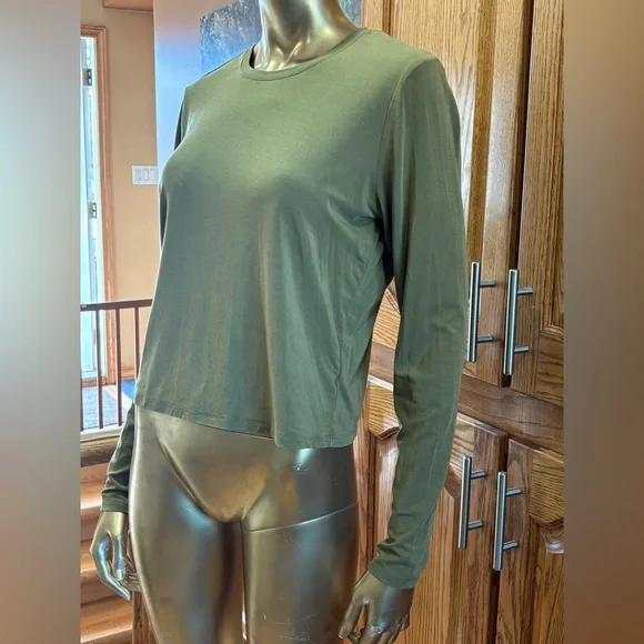 Babaton Sage Long Sleeve Top - Picture 2 of 8